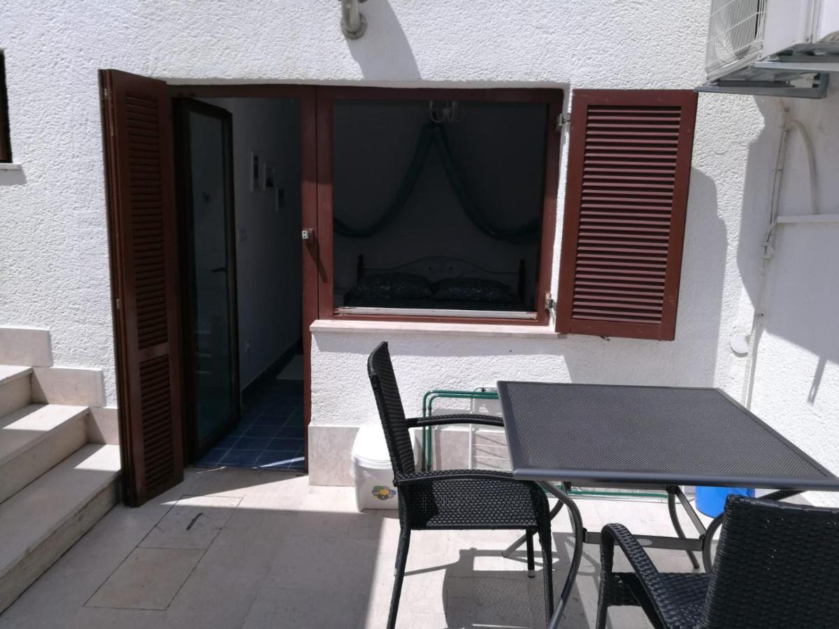 Ferienhaus Bozena Appartment 1 Vrsar Exterior photo